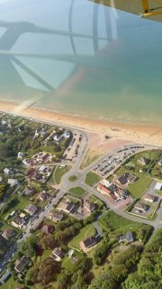 Omaha Beach from the air: Will you be able to recognize all these places ?

Omaha Beach par les airs : Serez-vous capable de reconnaître ces lieux ?

 #omahabeach  #normandie #france  #usa  www.antoinette4ever.fr www.lf1456.com